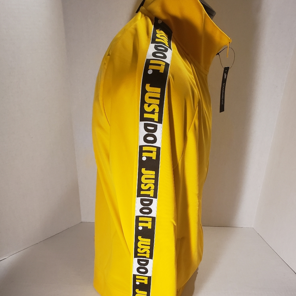 NWT Men's Nike Track Jacket - Picture 3 of 4